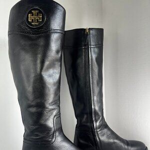 Tory Burch Size 6M Black Knee-High Riding Boots – Leather, Gold Medallion Size 6